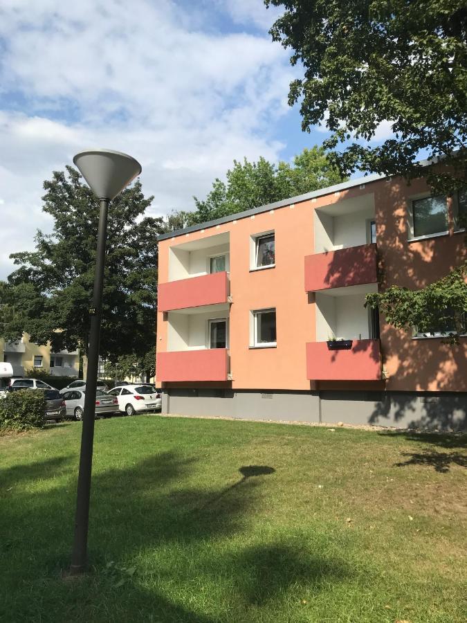 Апартаменти 15% Discount - 60M² - Wasserbett - Wifi - Parking -Balkon Дортмунд Екстер'єр фото
